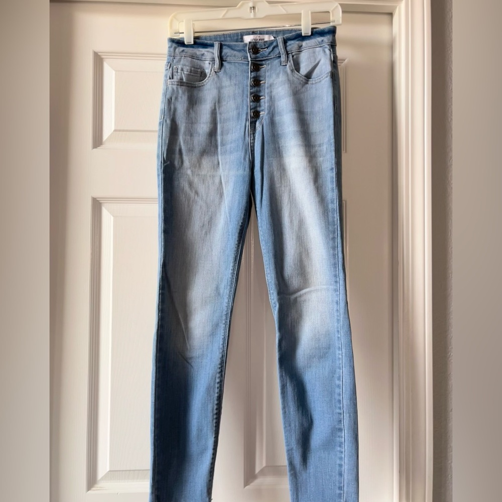 Carly Jean Los Angeles Blue Skinny Jeans Classic Style